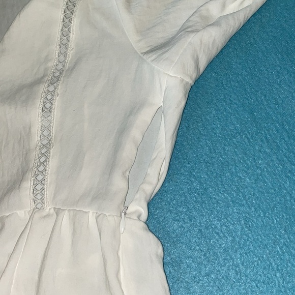 BLOOMING JELLY dress suit coverup lace inlaid deep V-neck bell sleeve NEW size S - Picture 6 of 12